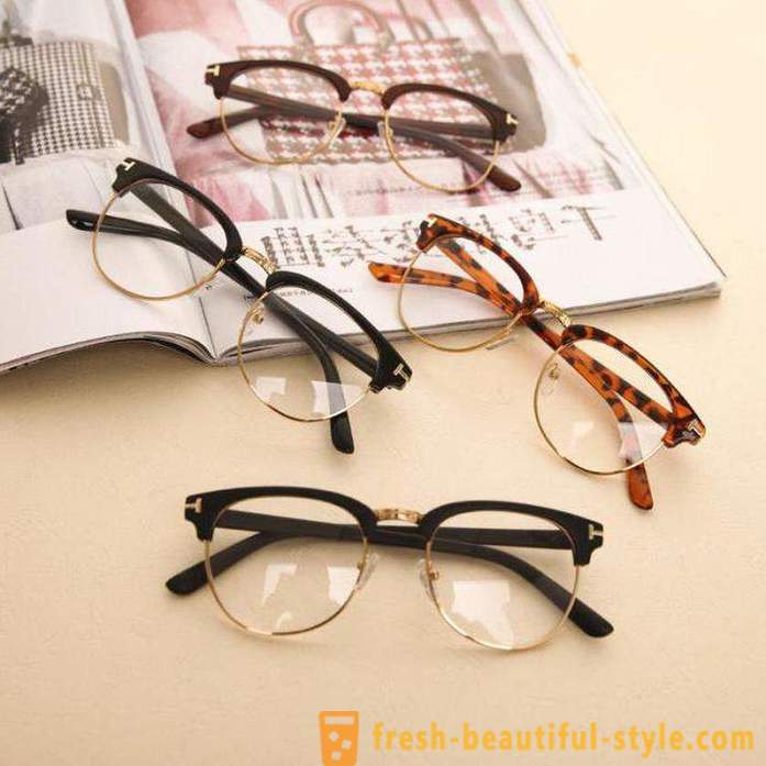 Gafas de marca con vidrio transparente: características, modelos y comentarios