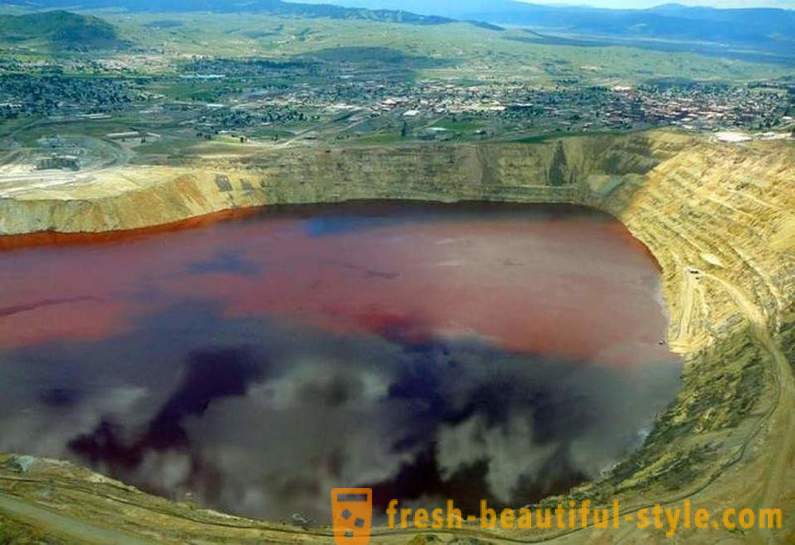 ¿Cuál es el lago más venenosa
