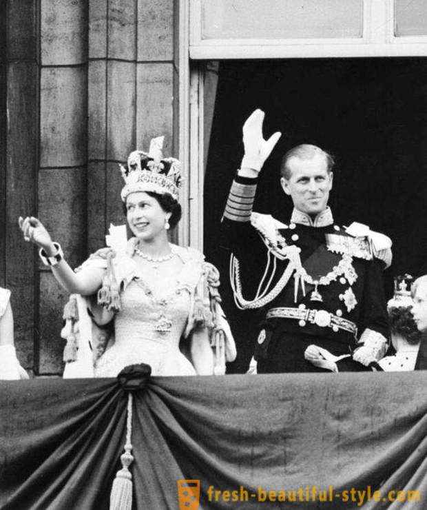 La reina Isabel II y el príncipe Felipe celebran bodas de platino