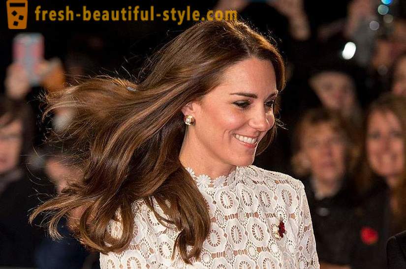 Cuando el impecable estilo de Kate Middleton rompió el código de vestimenta real