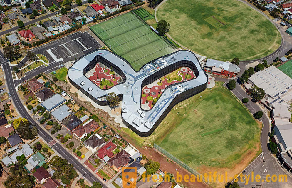 Símbolo de infinito en el proyecto de la escuela secundaria en Australia