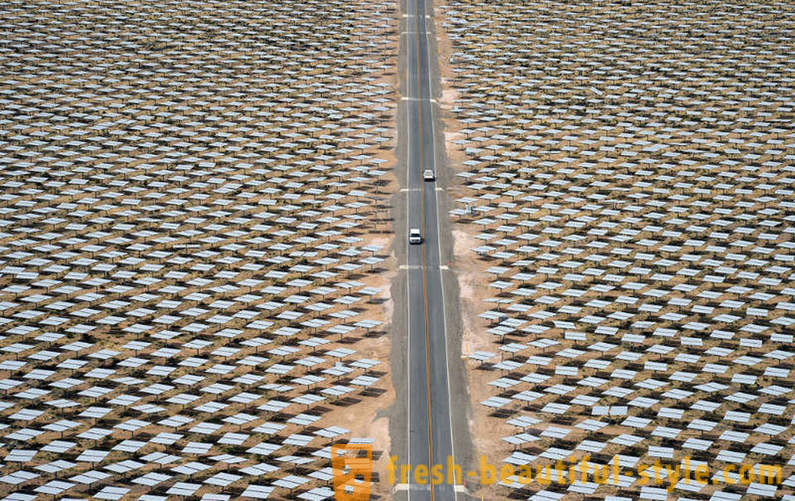 ¿Cómo funciona la planta de energía solar en el más grande del mundo