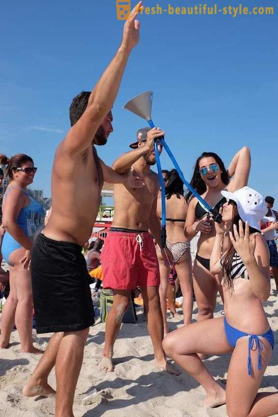 A medida que los estudiantes estadounidenses pasan sus vacaciones en Miami
