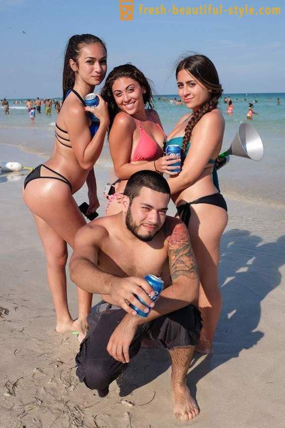 A medida que los estudiantes estadounidenses pasan sus vacaciones en Miami