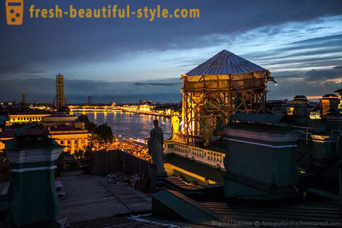 Como se ha señalado Velas Escarlata 2014 San Petersburgo