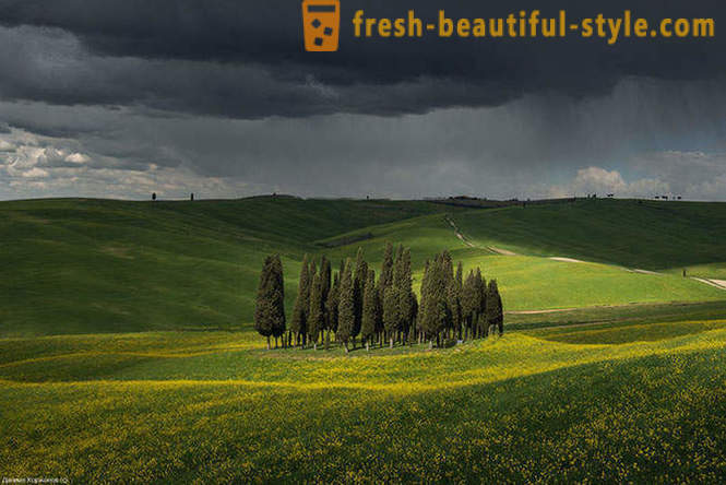 Bajo el cielo de la Toscana primavera