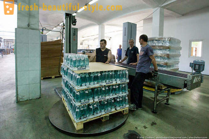 Cómo hacer que el agua mineral más conocido en la URSS