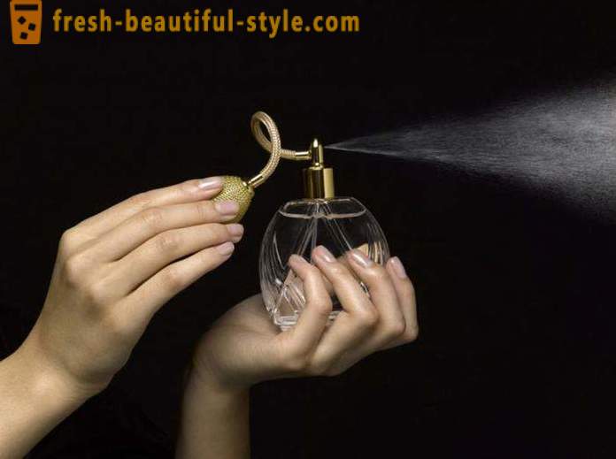 La diferente perfume de agua el agua del inodoro? El agua de tocador, perfumes y perfumes - ¿cuál es la diferencia?