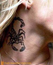 Tatuaje en el cuello: los valores de las diferentes patrones