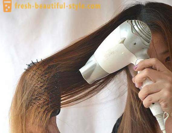 Cómo alisar el cabello sin enderezador en el hogar