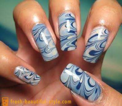 Manicura en el agua - una nueva tendencia en el arte de uñas